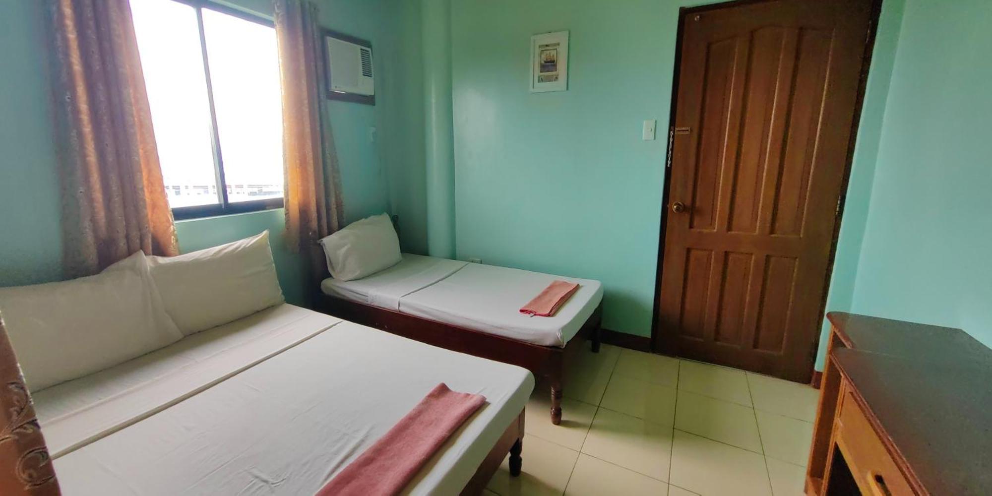 Dads Bayview Pension Puerto Princesa Екстериор снимка